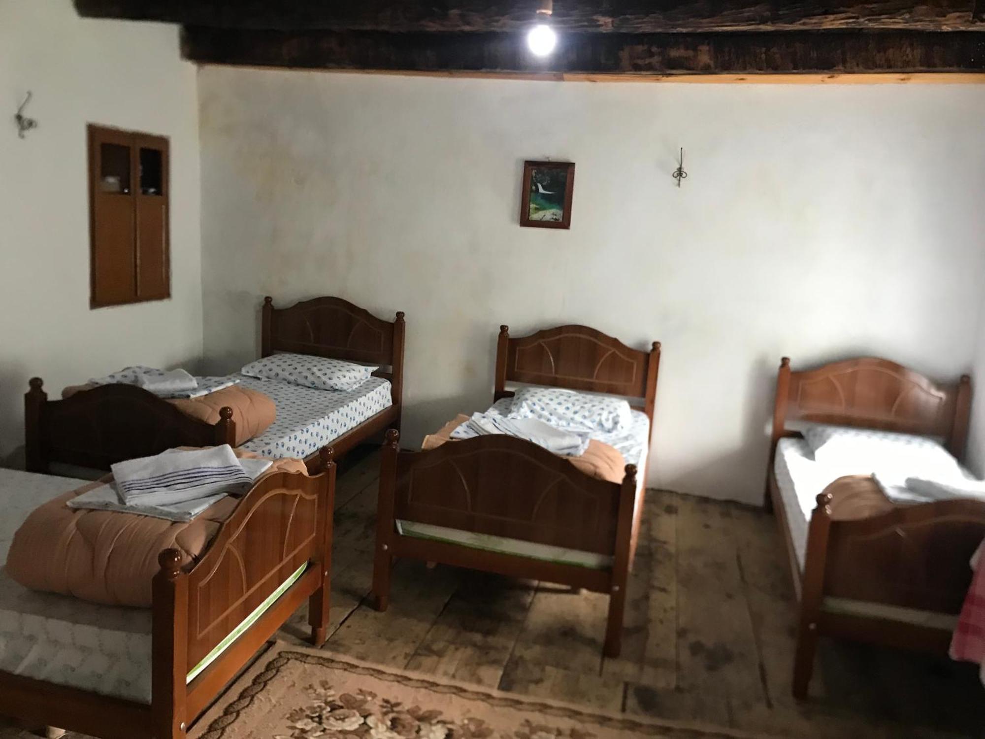 Marash Rrgalla Guesthouse Theth Ngoại thất bức ảnh