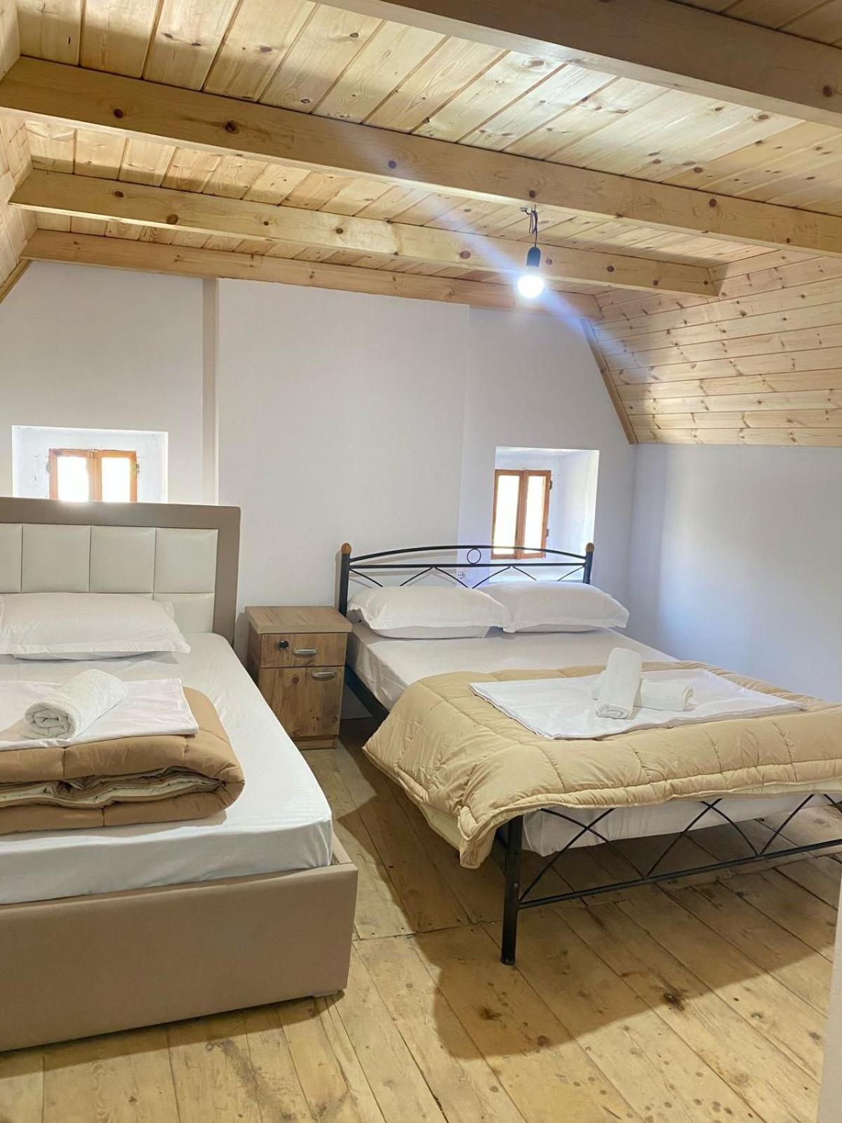 Marash Rrgalla Guesthouse Theth Ngoại thất bức ảnh